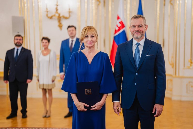 Prezident SR vymenoval novú predsedníčku Najvyššieho správneho súdu SR Prezident SR vymenoval novú predsedníčku Najvyššieho správneho súdu SR