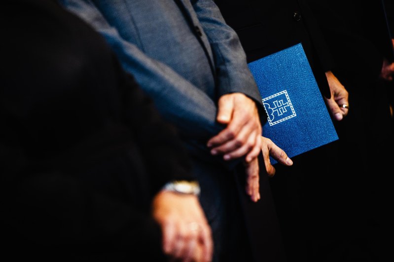 Prezident SR vymenoval 30 nových profesoriek a profesorov vysokých škôl Prezident SR vymenoval 30 nových profesoriek a profesorov vysokých škôl