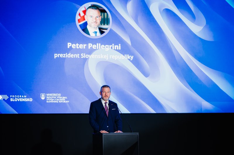 Prezident SR: Slovensko bude predurčené na úspech, ak dá mladým ľuďom priestor inovovať a meniť svet Prezident SR: Slovensko bude predurčené na úspech, ak dá mladým ľuďom priestor inovovať a meniť svet